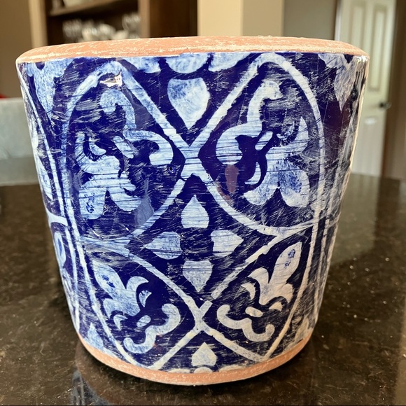 New Pottery Barn Ikat Tile Hand Painted Terracotta Planter, Small Pot Plant Pot - Picture 6 of 16